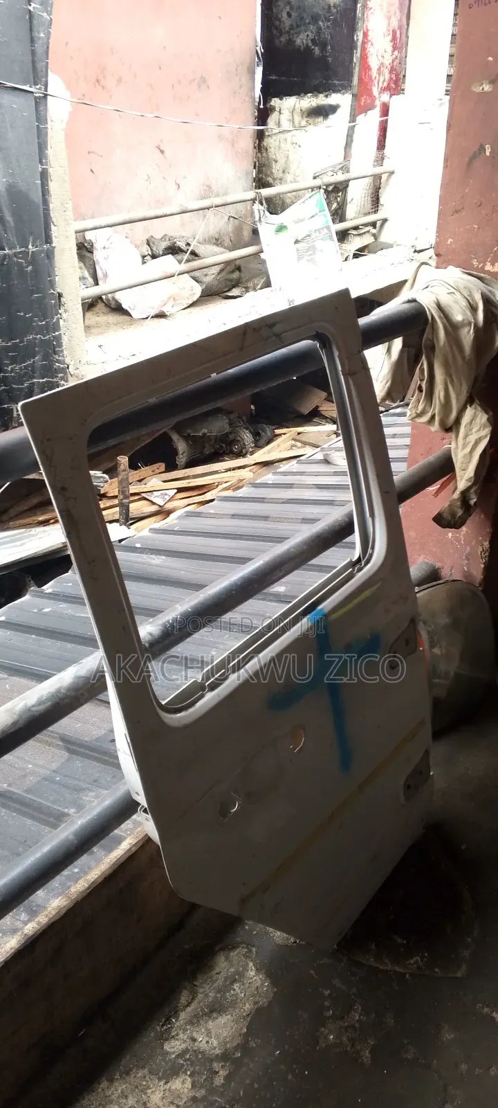 Empty Door Jeep Wrangler 2018/2024