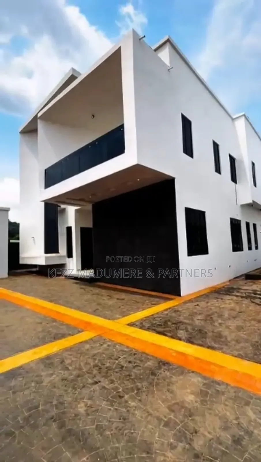 5bdrm Duplex in Gra , Enugu for sale