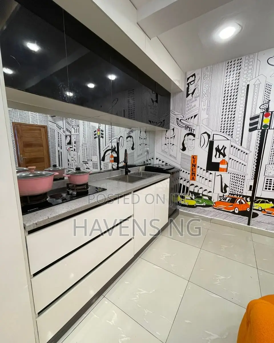Modern 1-Bedroom Apartment With Ps4 Pool