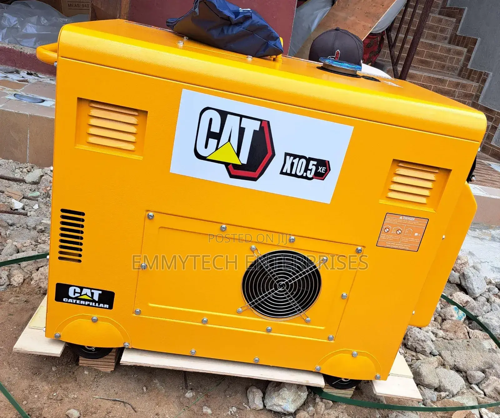 10kva Cat Diesel Soundproof Gen 1year Wty