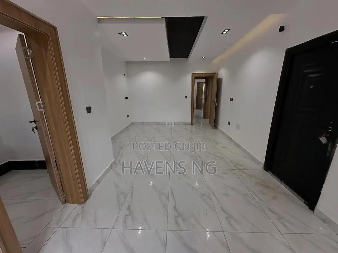 4bdrm Duplex in Life Camp for sale