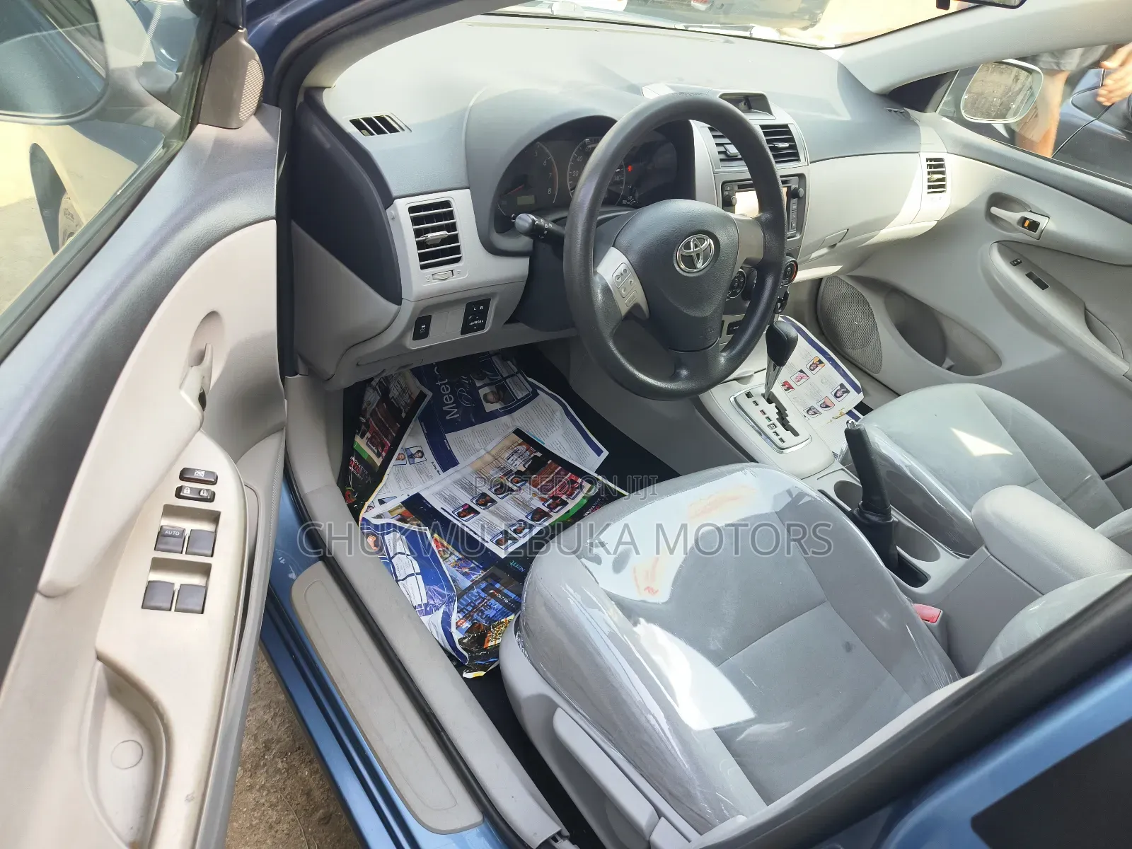 Toyota Corolla LE 4dr Sedan (1.8L 4cyl 4A) 2013 Blue