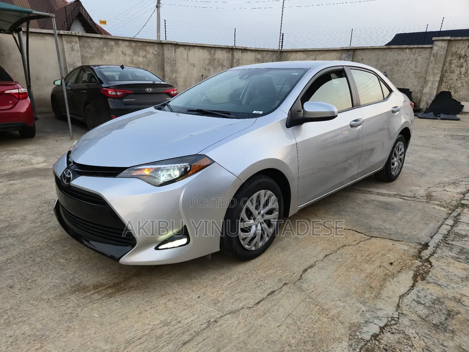 Toyota Corolla LE Eco (1.8L 4cyl 2A) 2018 Silver