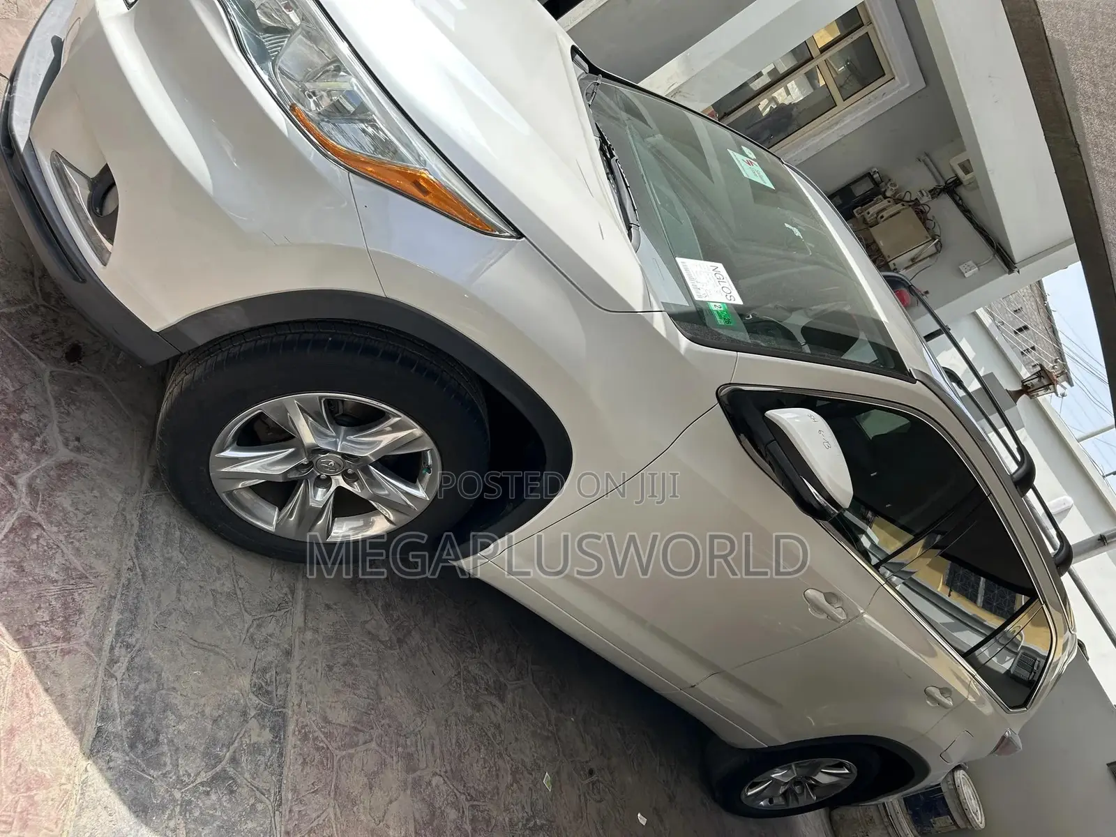 Toyota Highlander Limited Platinum 4dr SUV AWD (3.5L 6cyl 6A) 2014