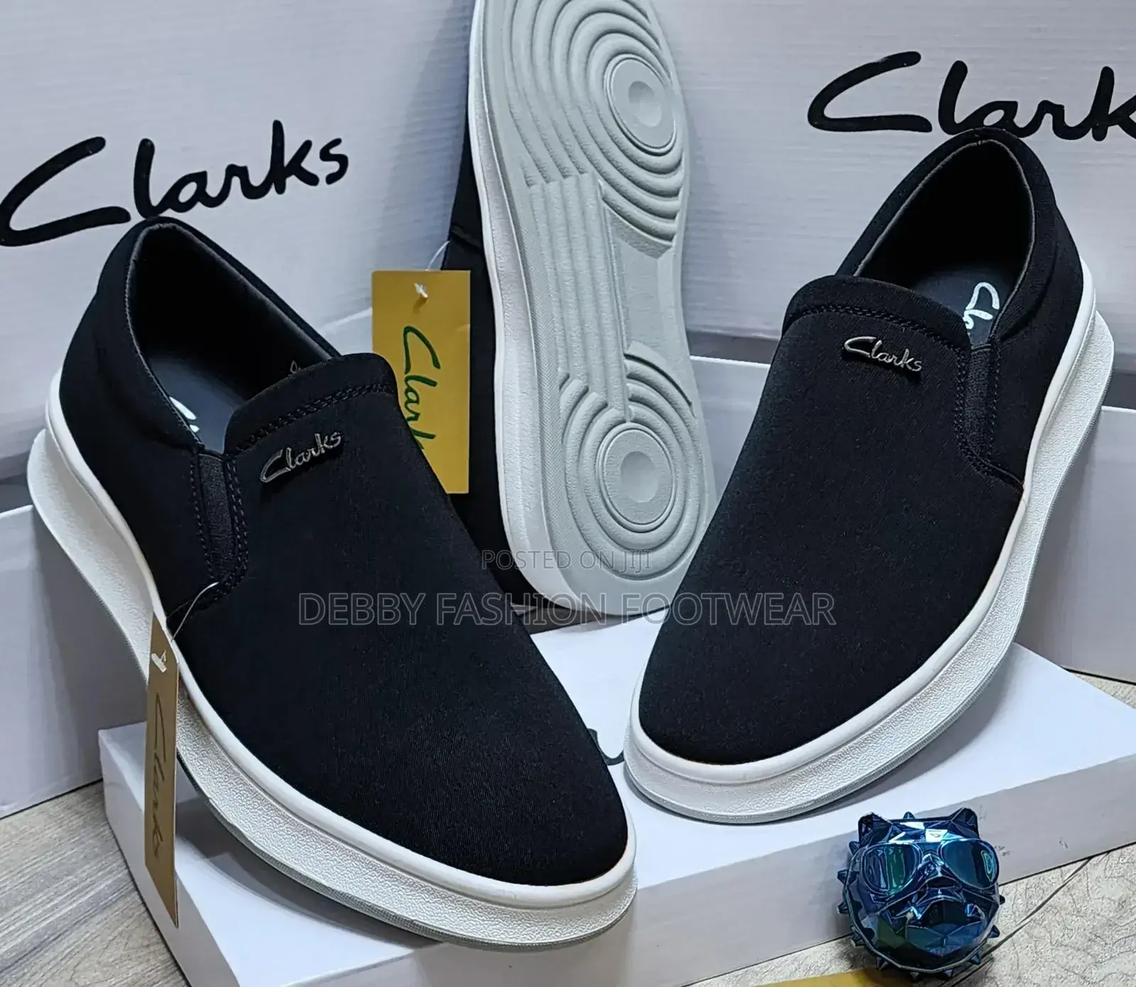 Clark Suede White Sole