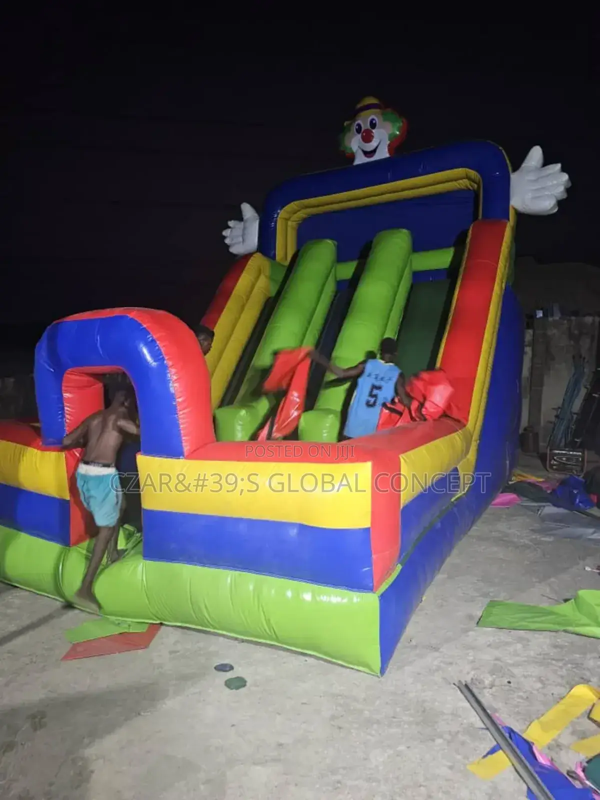 Bouncing Castle With Slides
