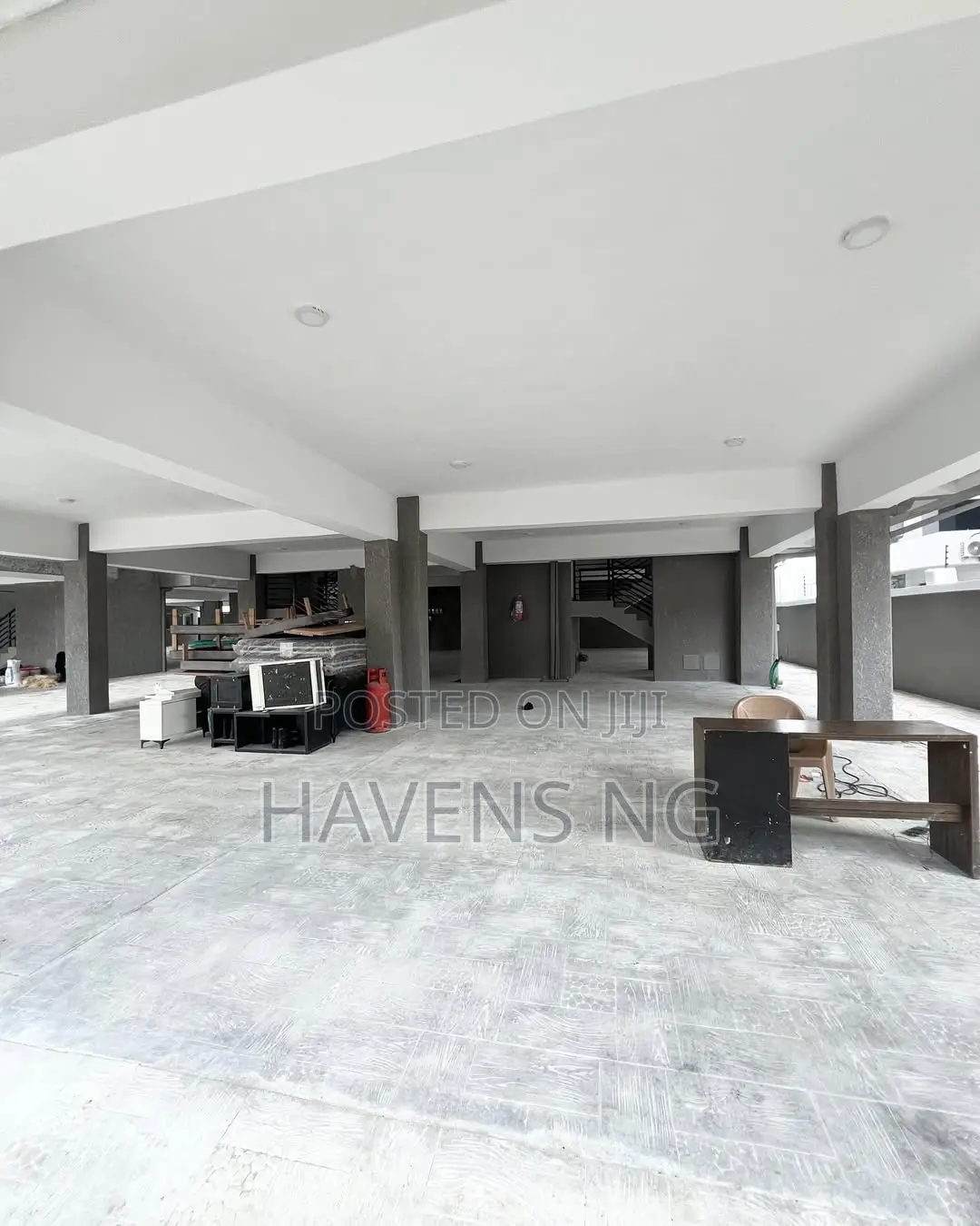 2bdrm Apartment In Lekki Phase 1 For Sale