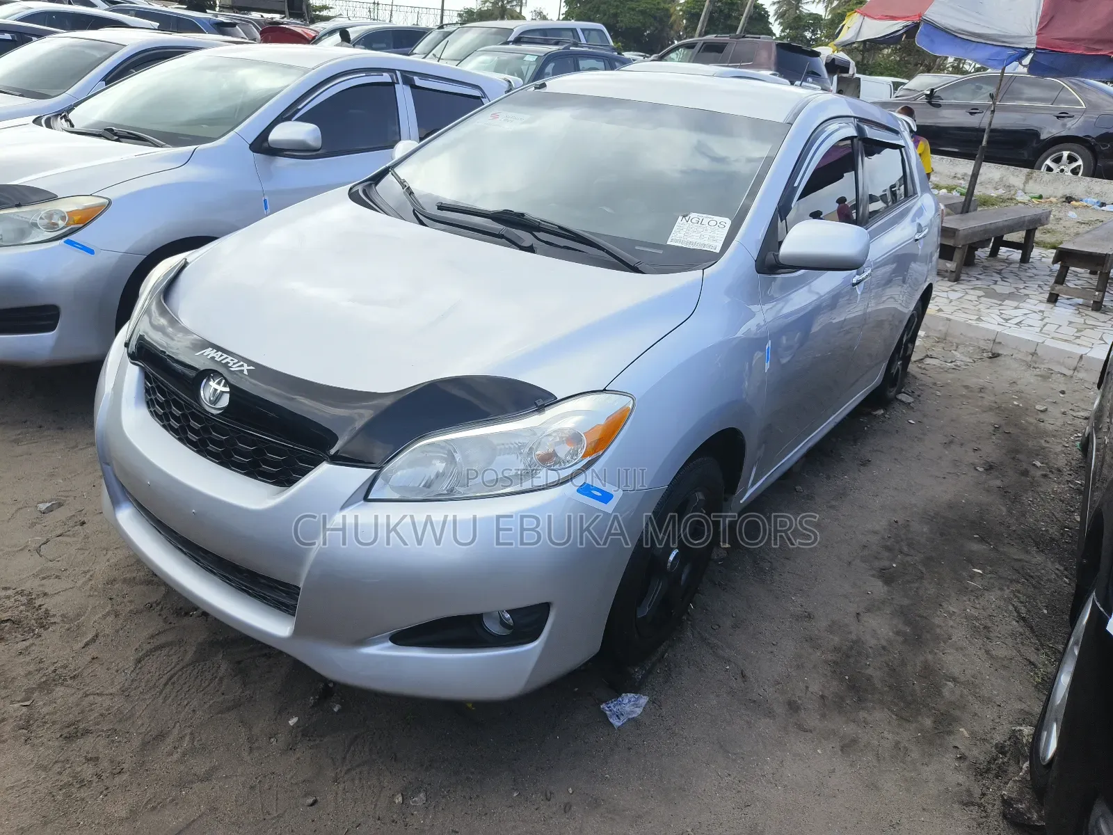 Toyota Matrix L Hatchback FWD (1.8L 4cyl 5M) 2013 Silver