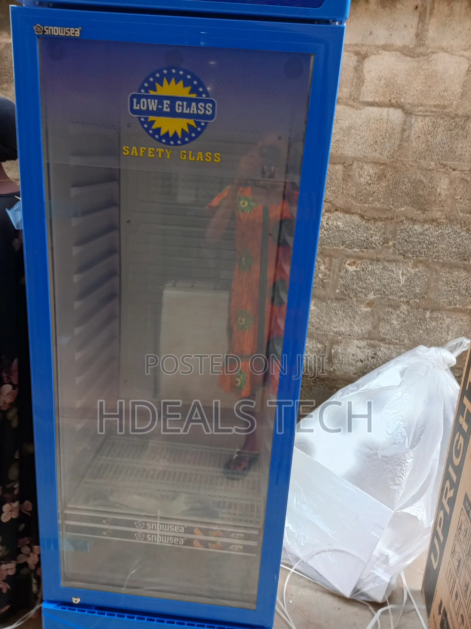 Upright 400l Fridge - Snowsea Lc-400w Minimalist Style