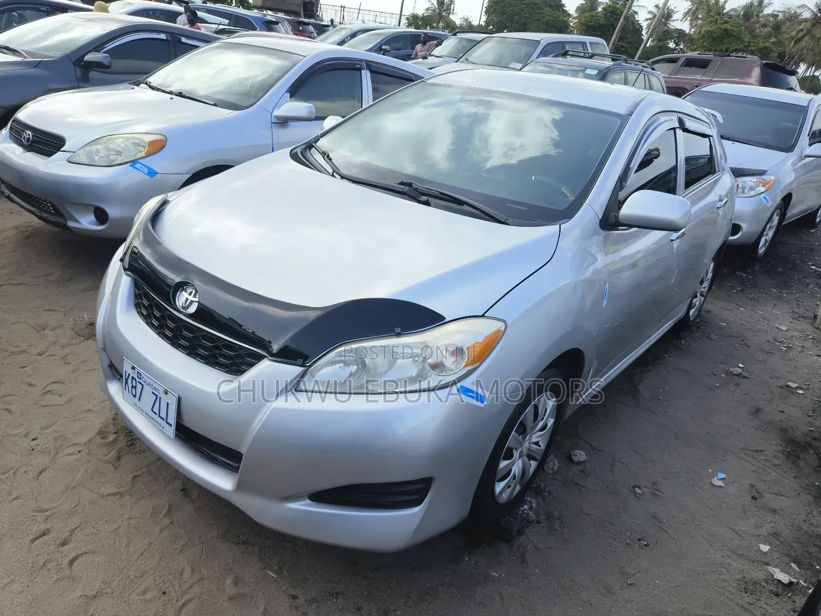 Toyota Matrix XRS Hatchback FWD (2.4L 4cyl 5A) 2010 Silver