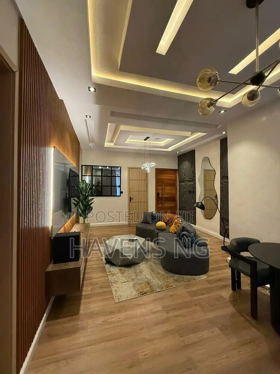 Exquisite 2-Bedroom Apartment | Short Stay