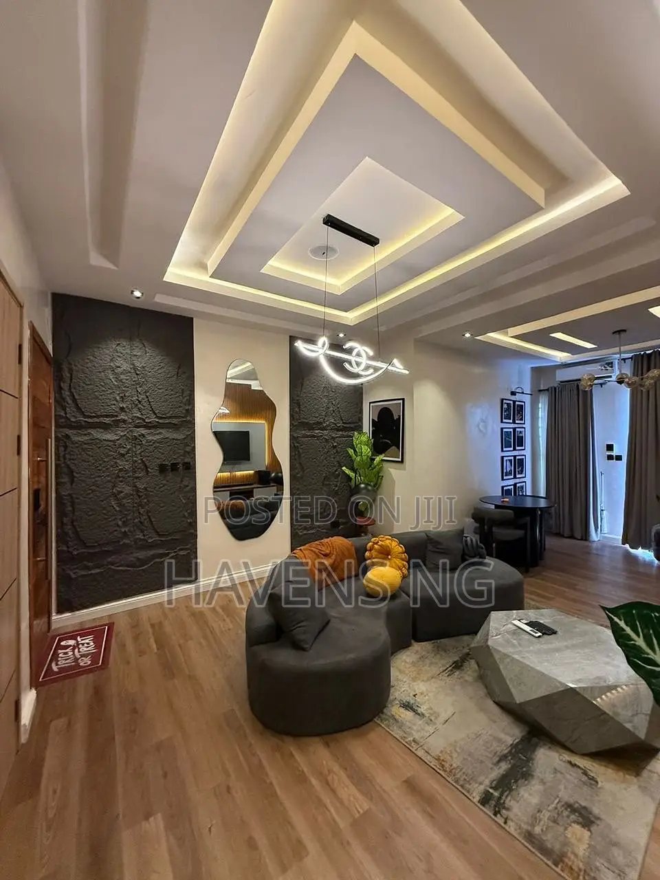 Exquisite 2-Bedroom Apartment | Short Stay