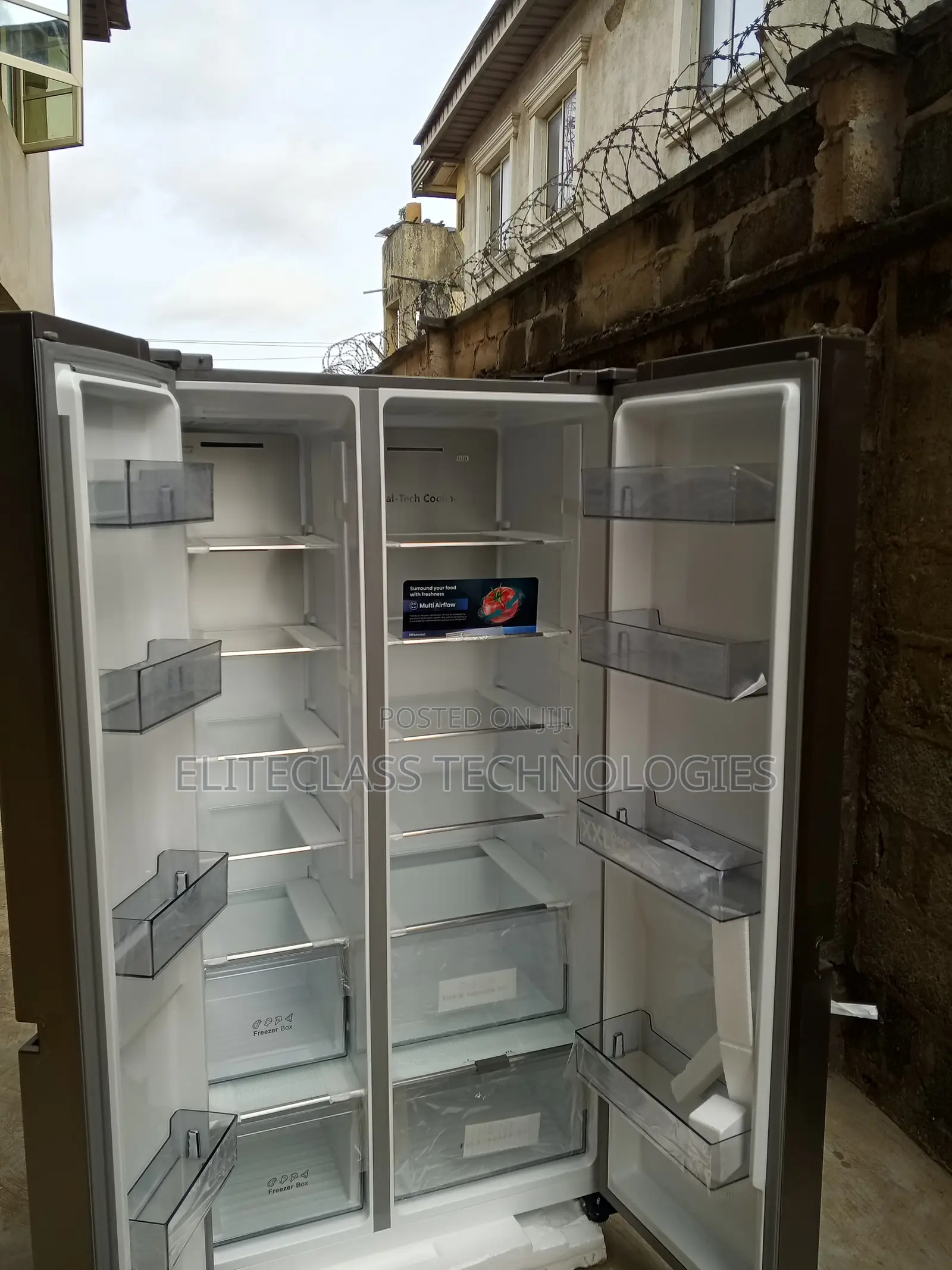 Highly Efficient Hisense 634 Litre Side by Side Refrigerator
