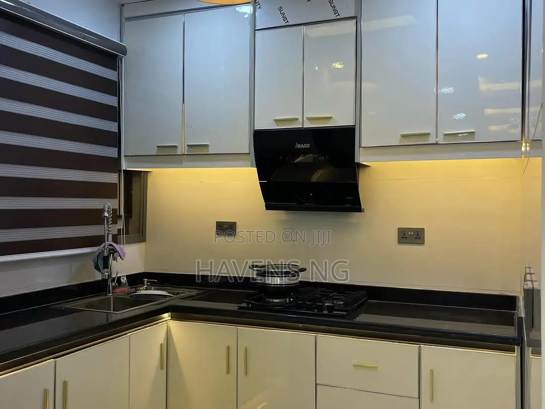 Fully Serviced 1-Bedroom Apartments