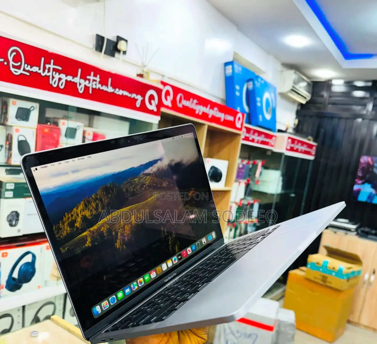 Laptop Apple MacBook Pro 2020 M1 8GB Apple M1 SSD 256GB