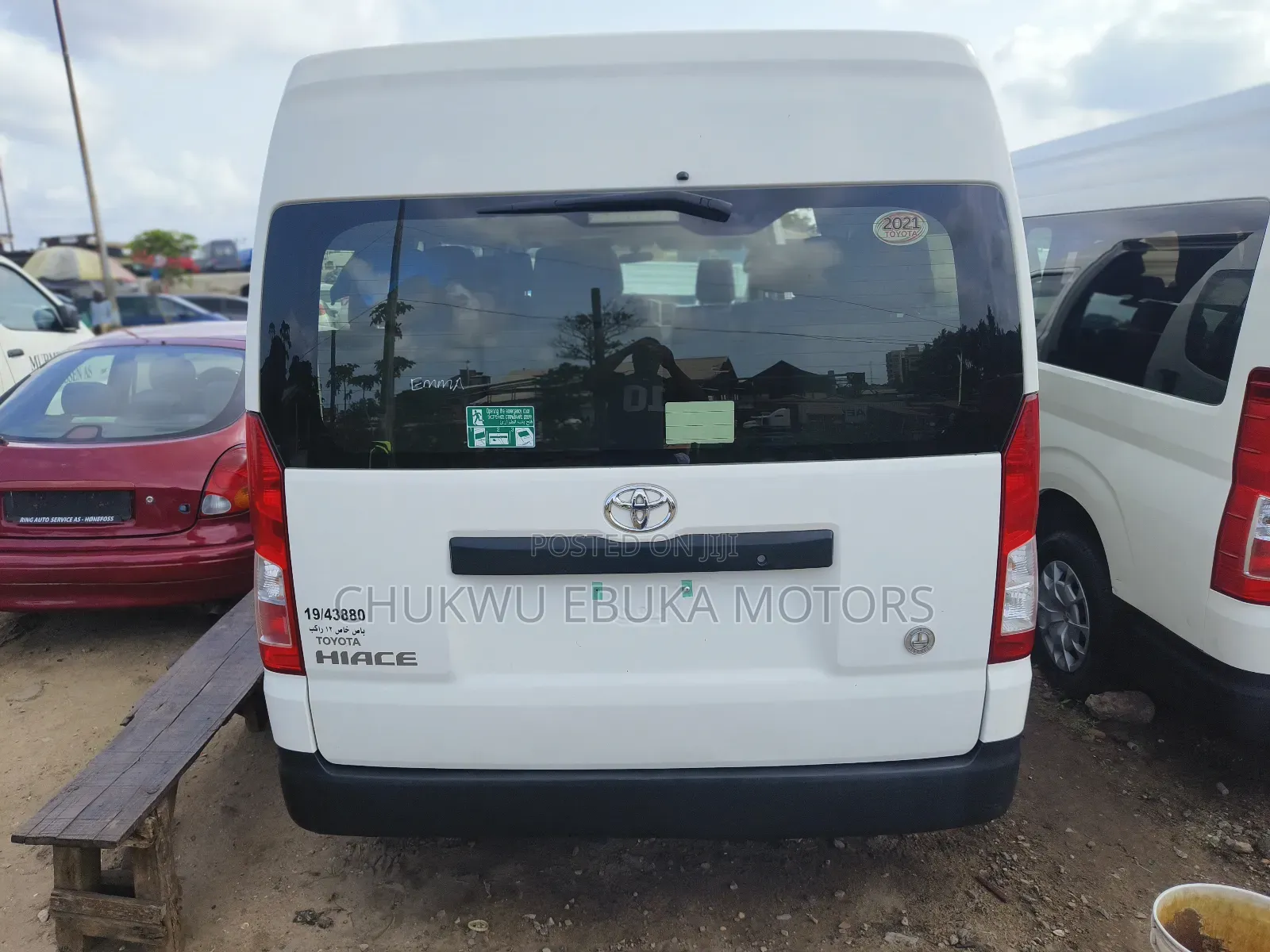 Toyota HiAce 2021 White