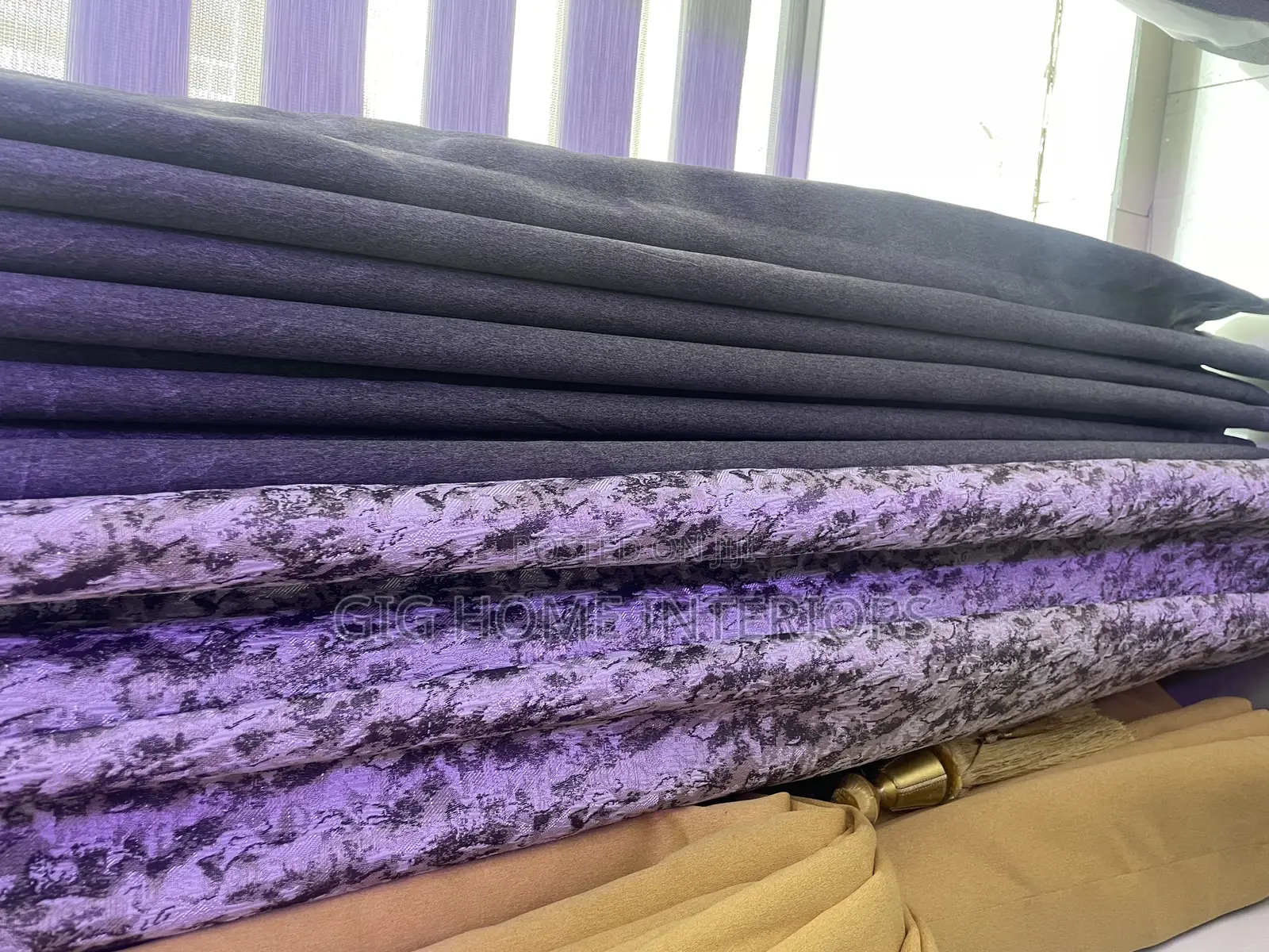 Curtains Assembly