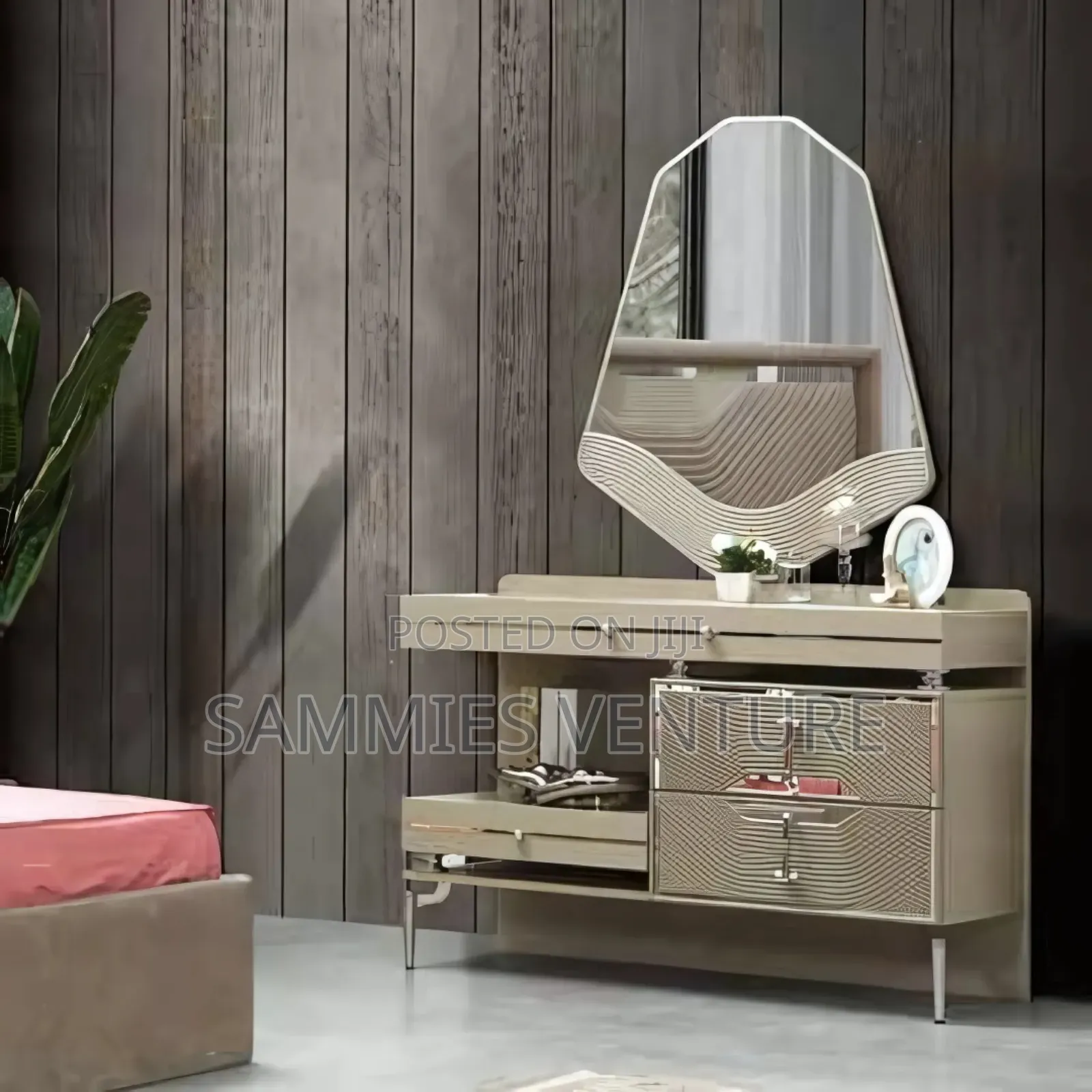 Universe Bedroom Dresser Set