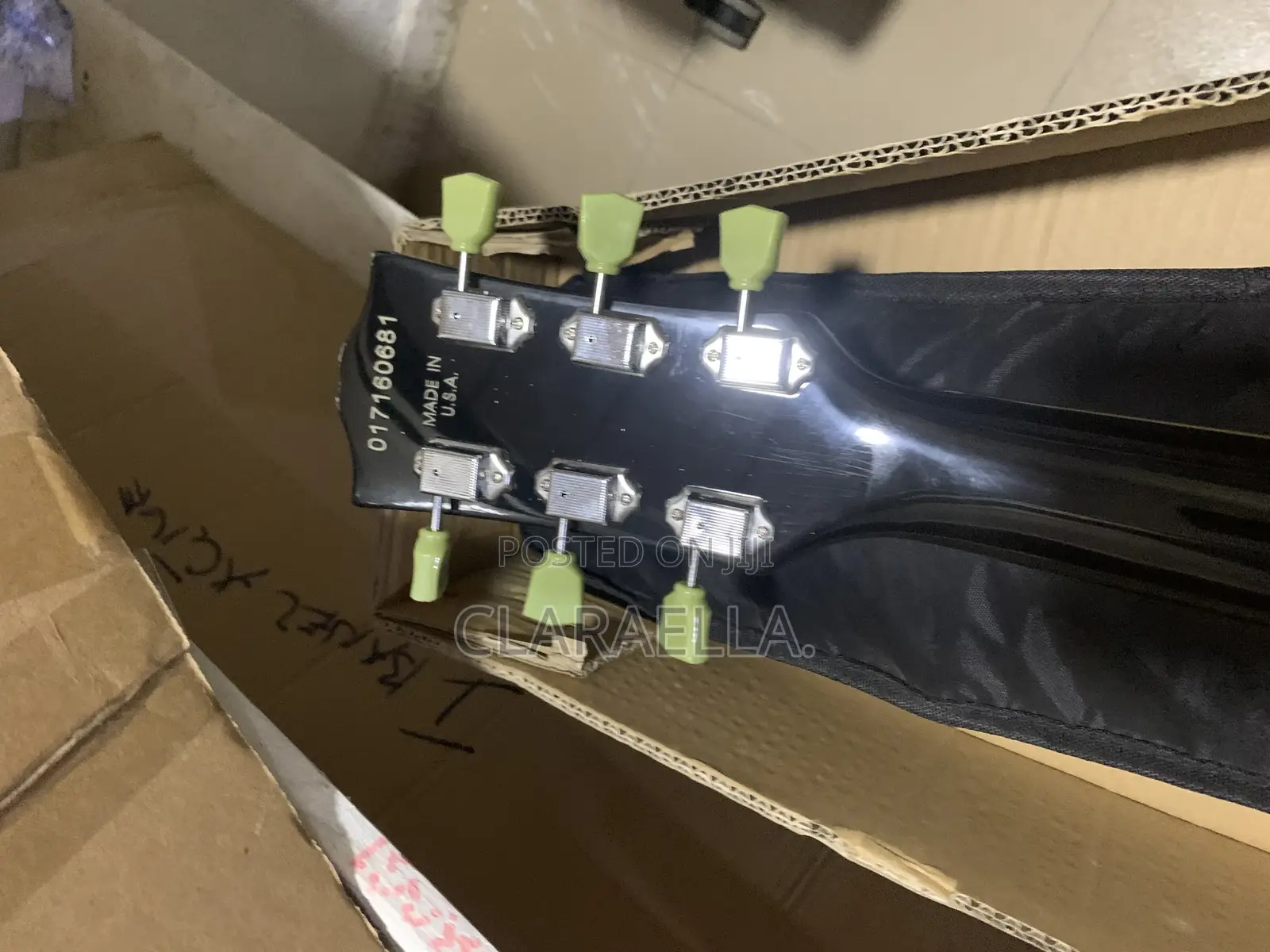Gibson Les Paul Electric Guitar.