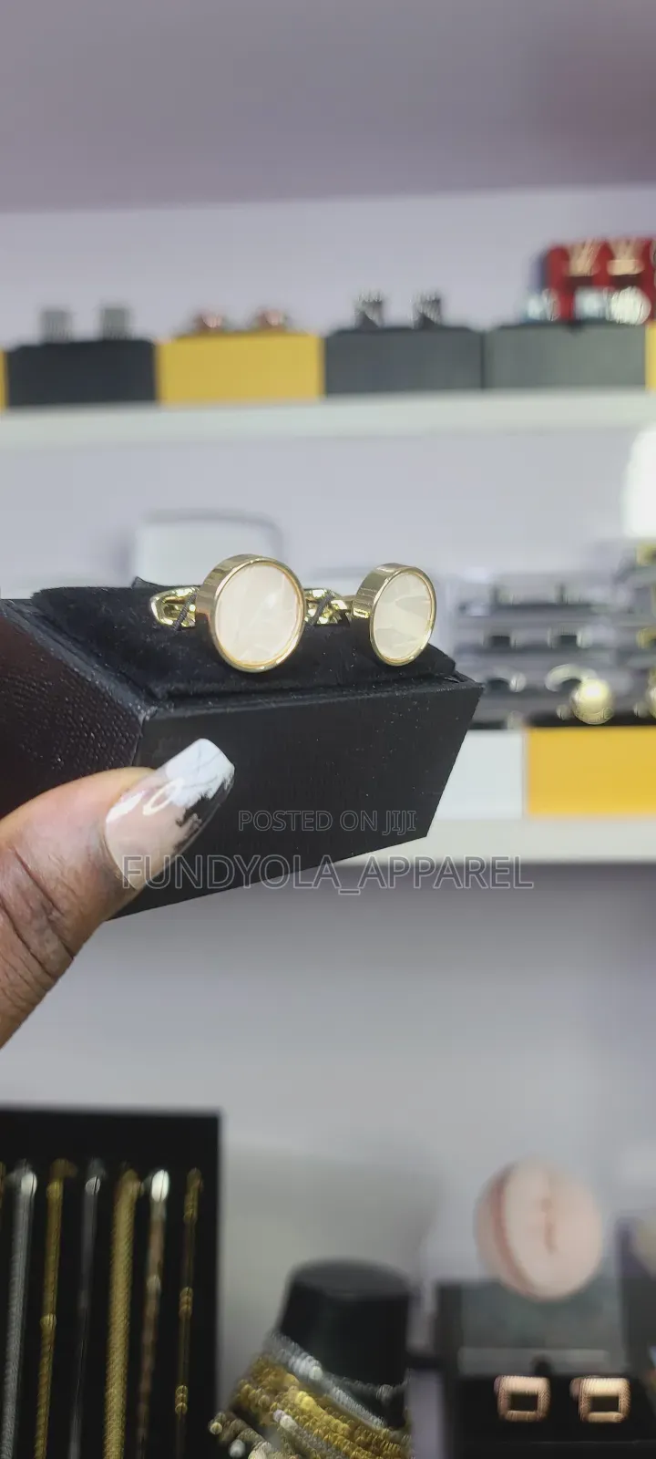 Cream White and Gold Mix Male Cufflinks