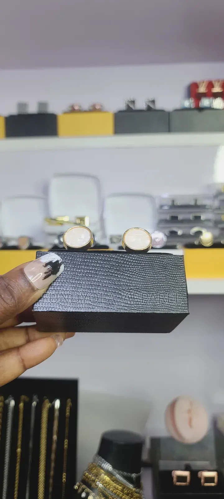Cream White and Gold Mix Male Cufflinks