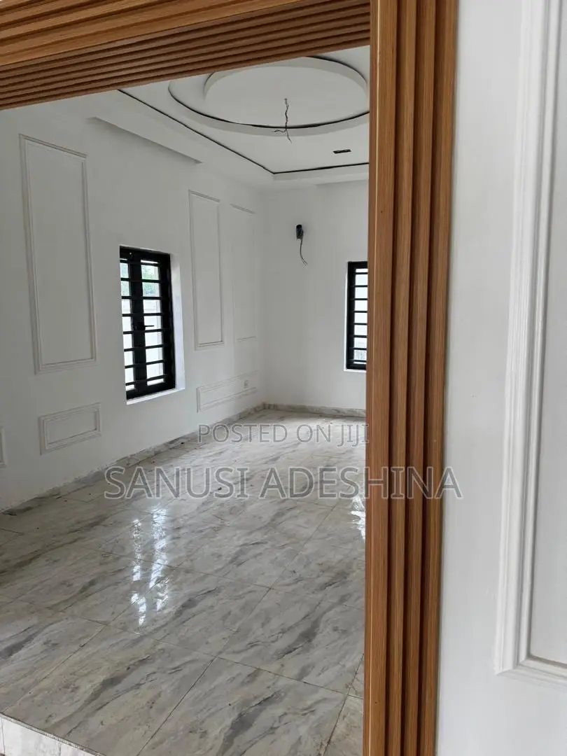 5bdrm Duplex in Katampe Extension,At for sale
