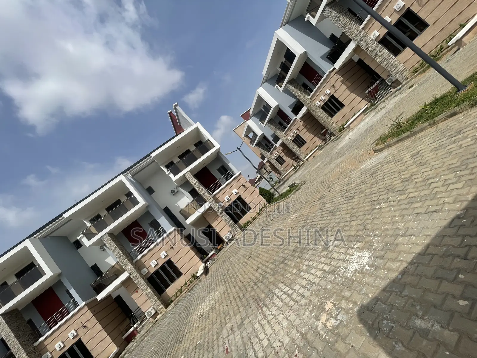 5bdrm Duplex in Katampe Extension,At for sale