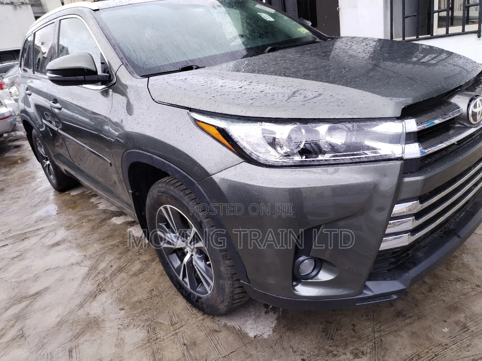 Toyota Highlander XLE 4x4 V6 (3.5L 6cyl 8A) 2017 Green