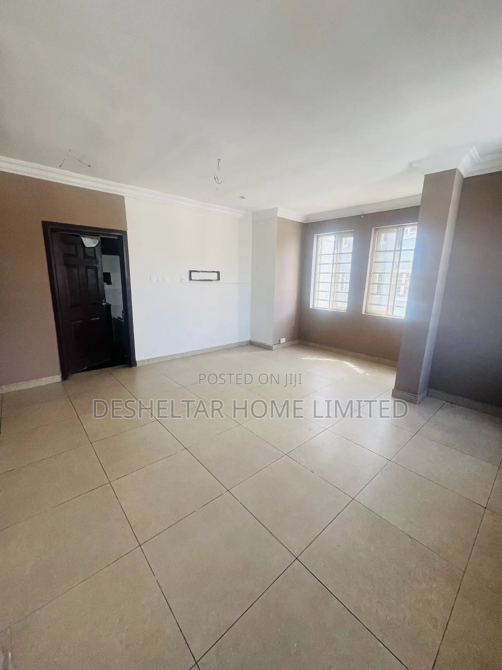 3bdrm Shared Apartment in Southern View Estate, Lekki for rent