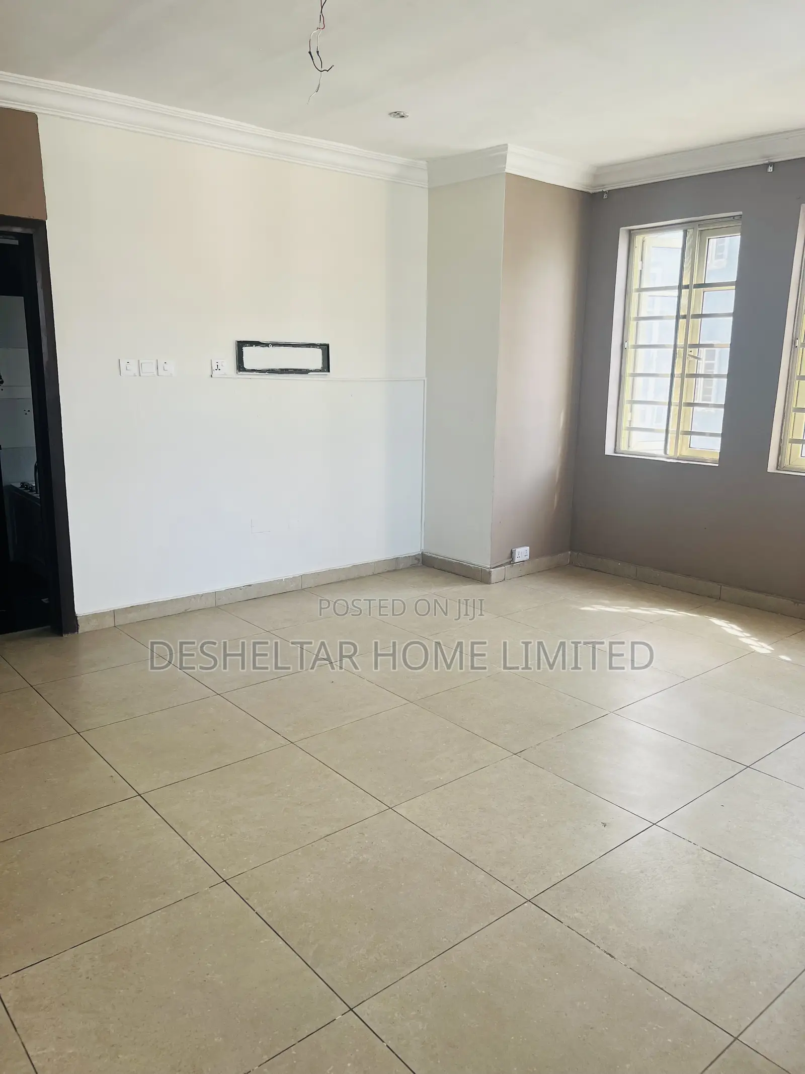 3bdrm Shared Apartment in Southern View Estate, Lekki for rent