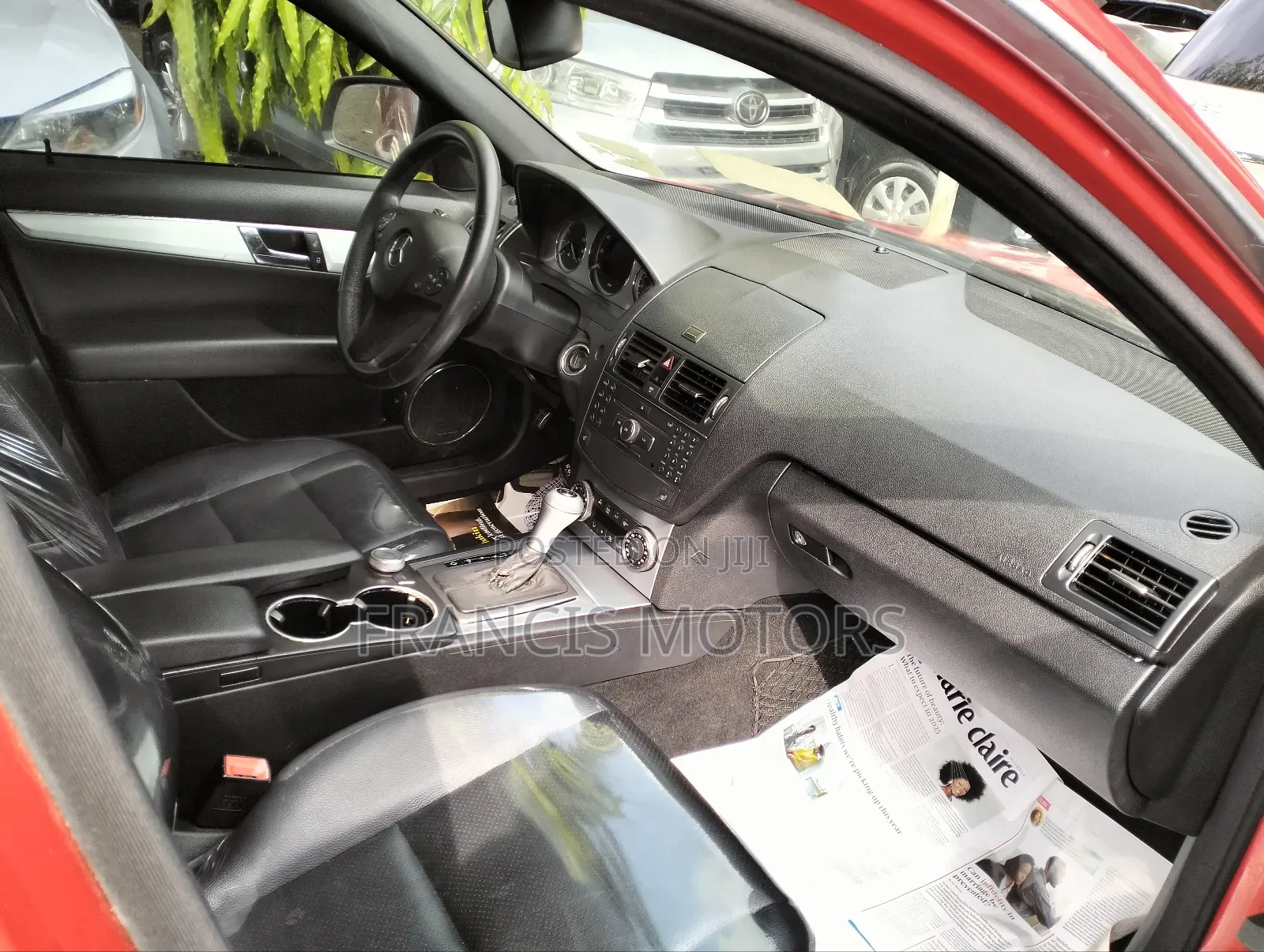 Mercedes-Benz C300 2010 Red
