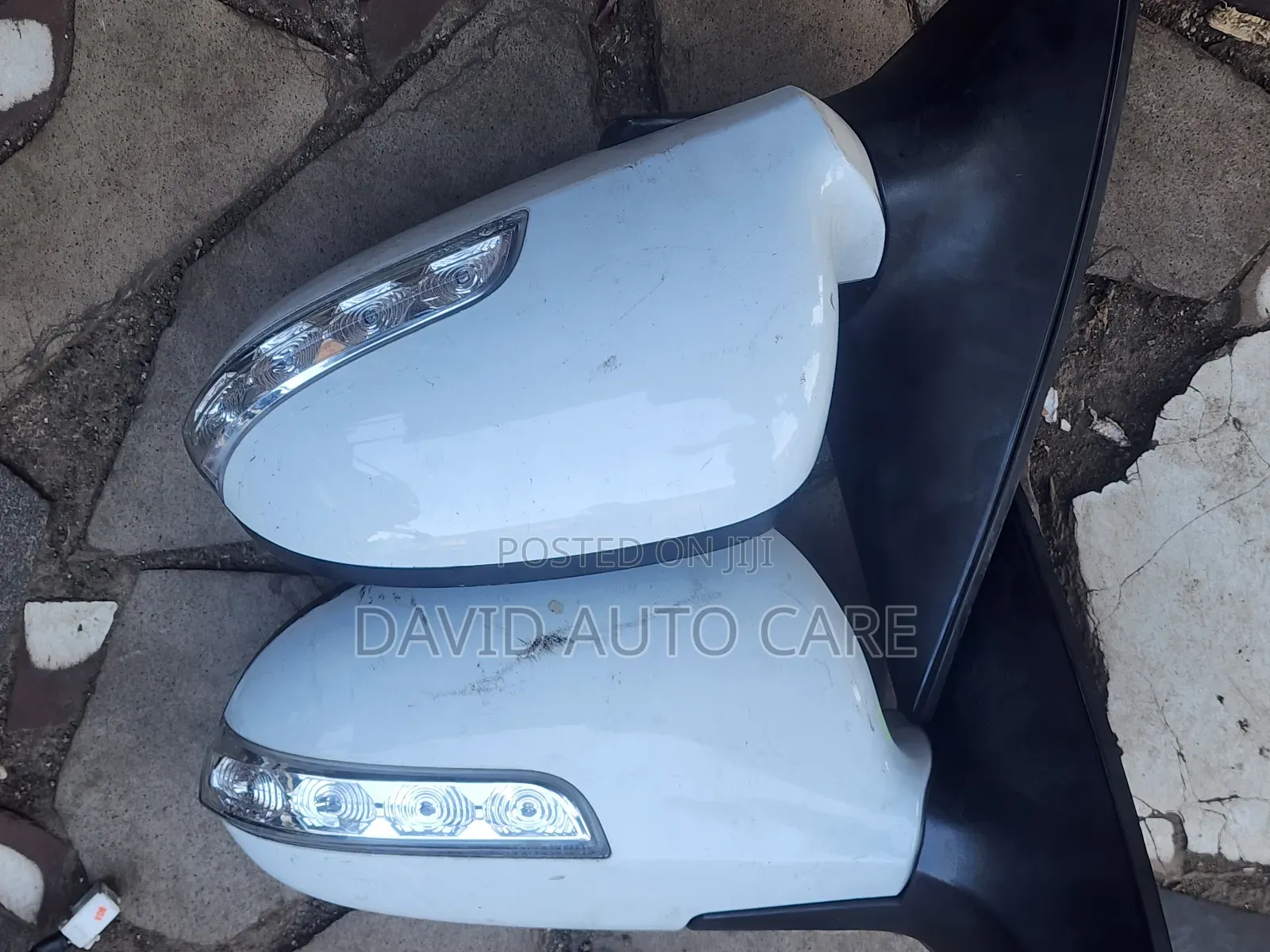 Side Mirror I30 Available