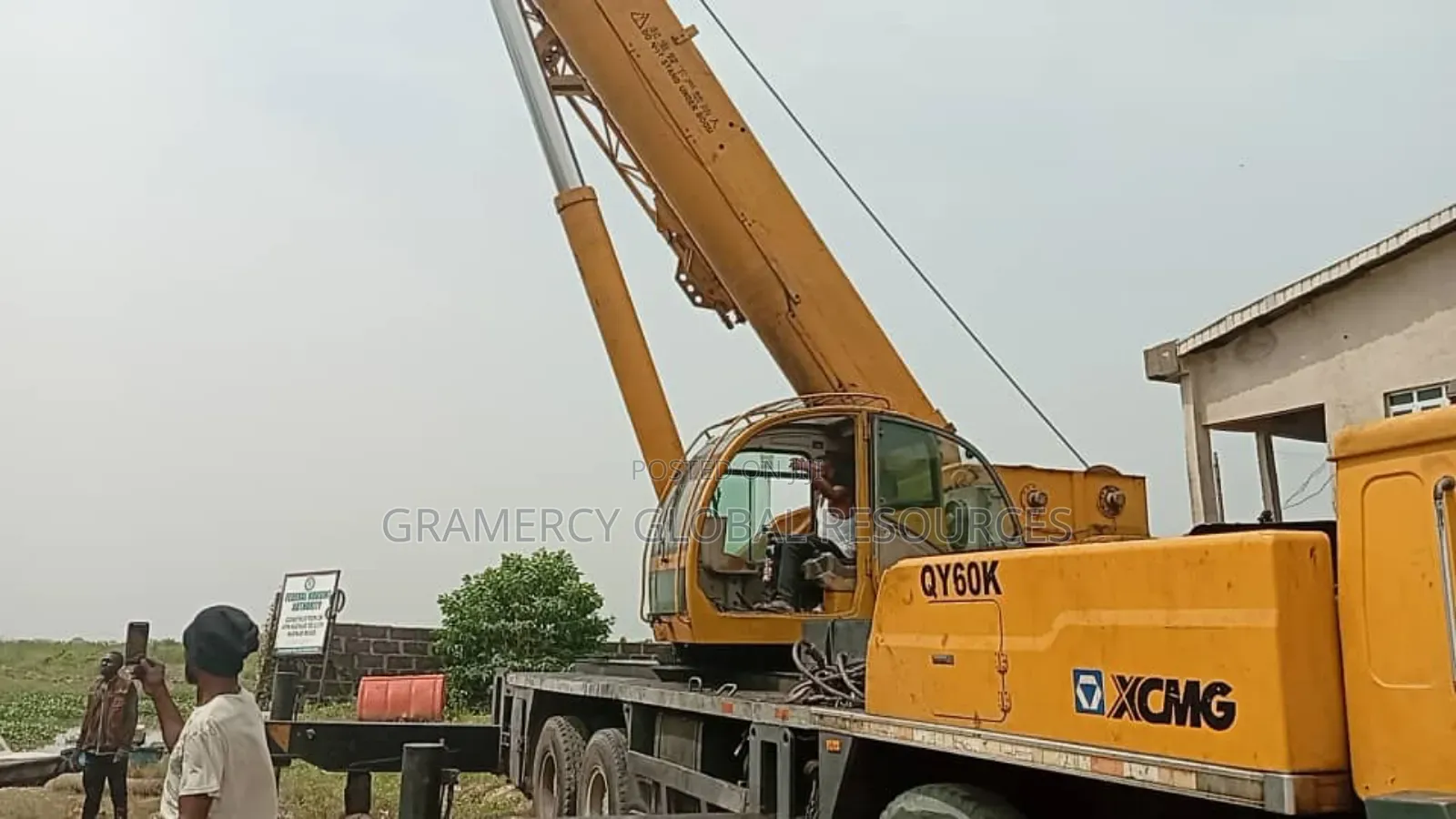 Clean Used Xcmg 60 Tons Mobile Truck Crane