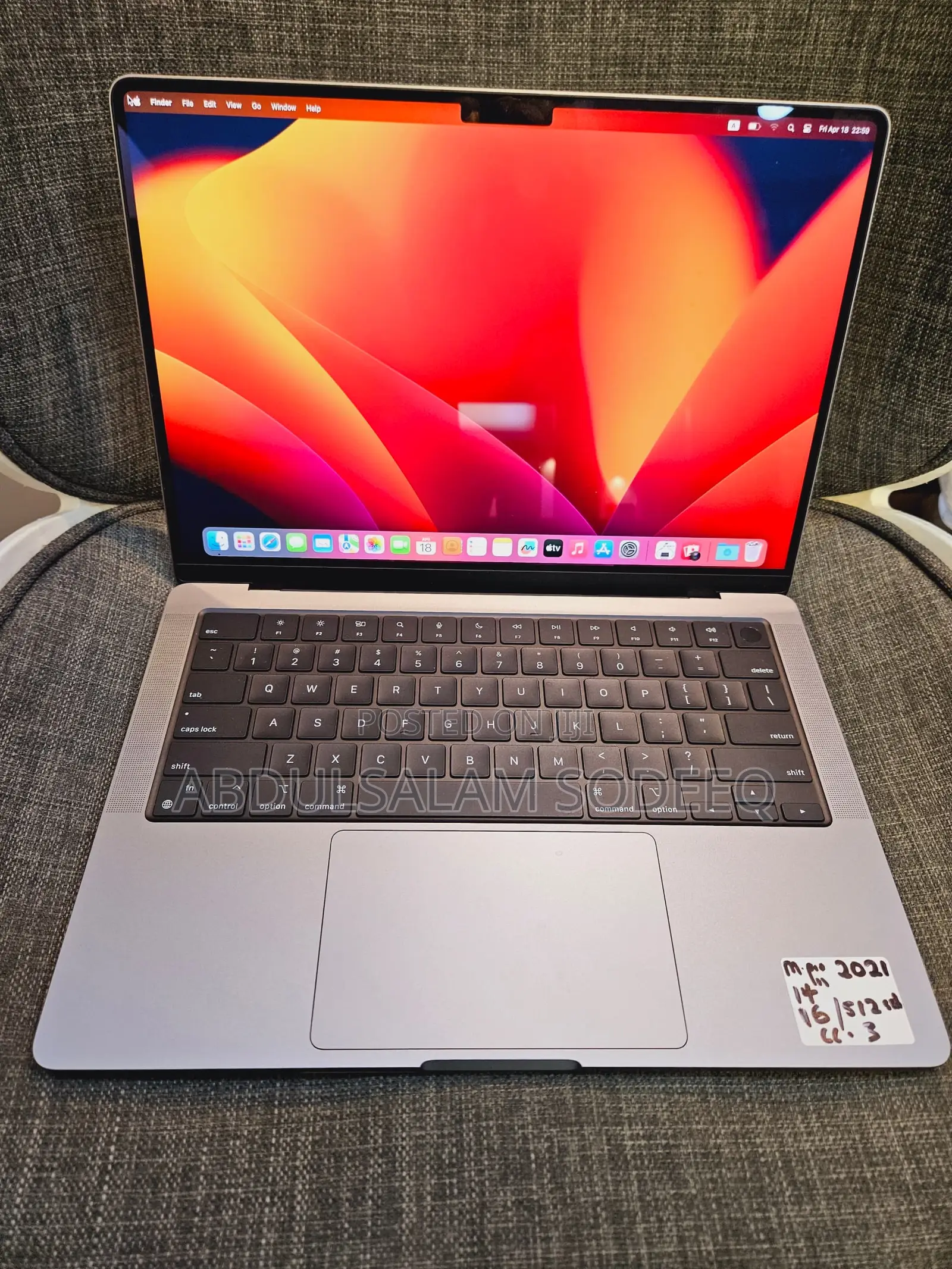 Laptop Apple MacBook Pro 2021 M1 16GB Apple M1 Pro SSD 512GB