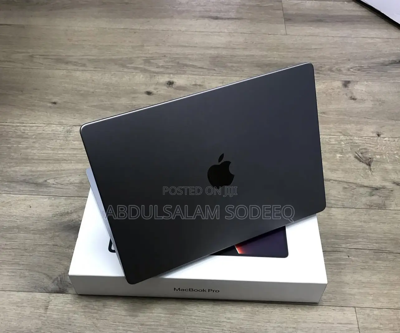 Laptop Apple MacBook Pro 2021 M1 16GB Apple M1 Pro SSD 1T
