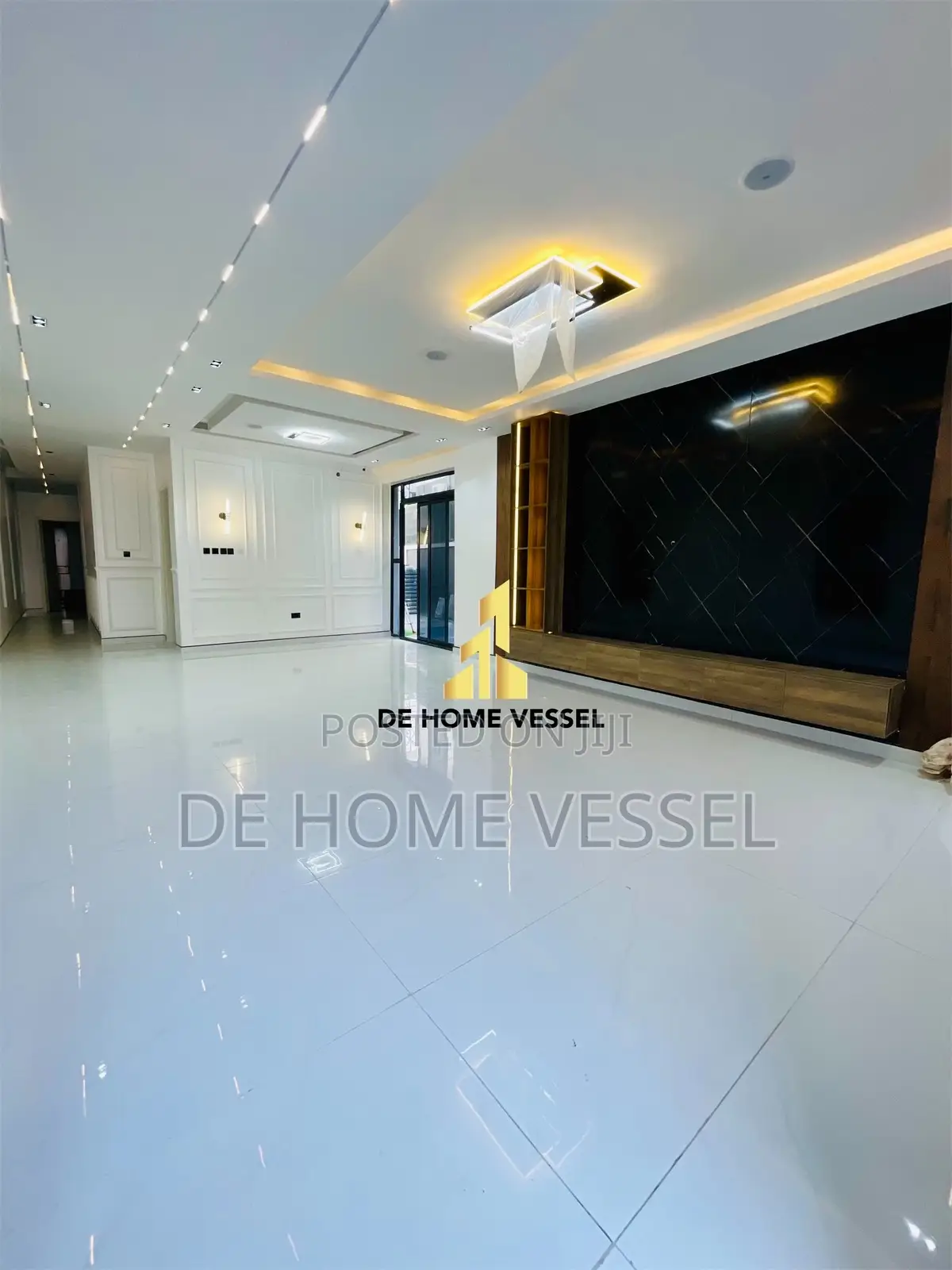 5bdrm Duplex in Lekki for sale