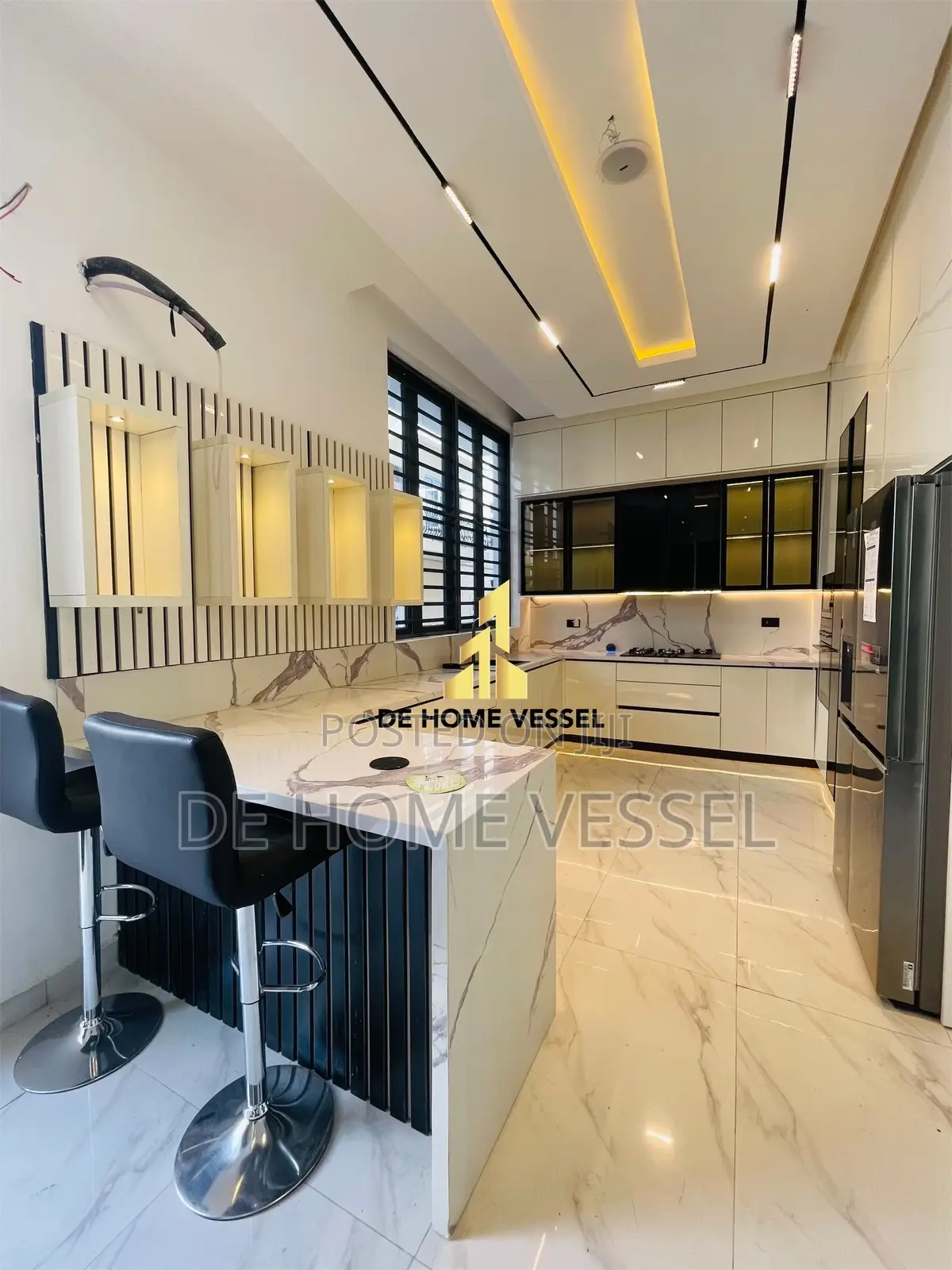 5bdrm Duplex in Lekki for sale