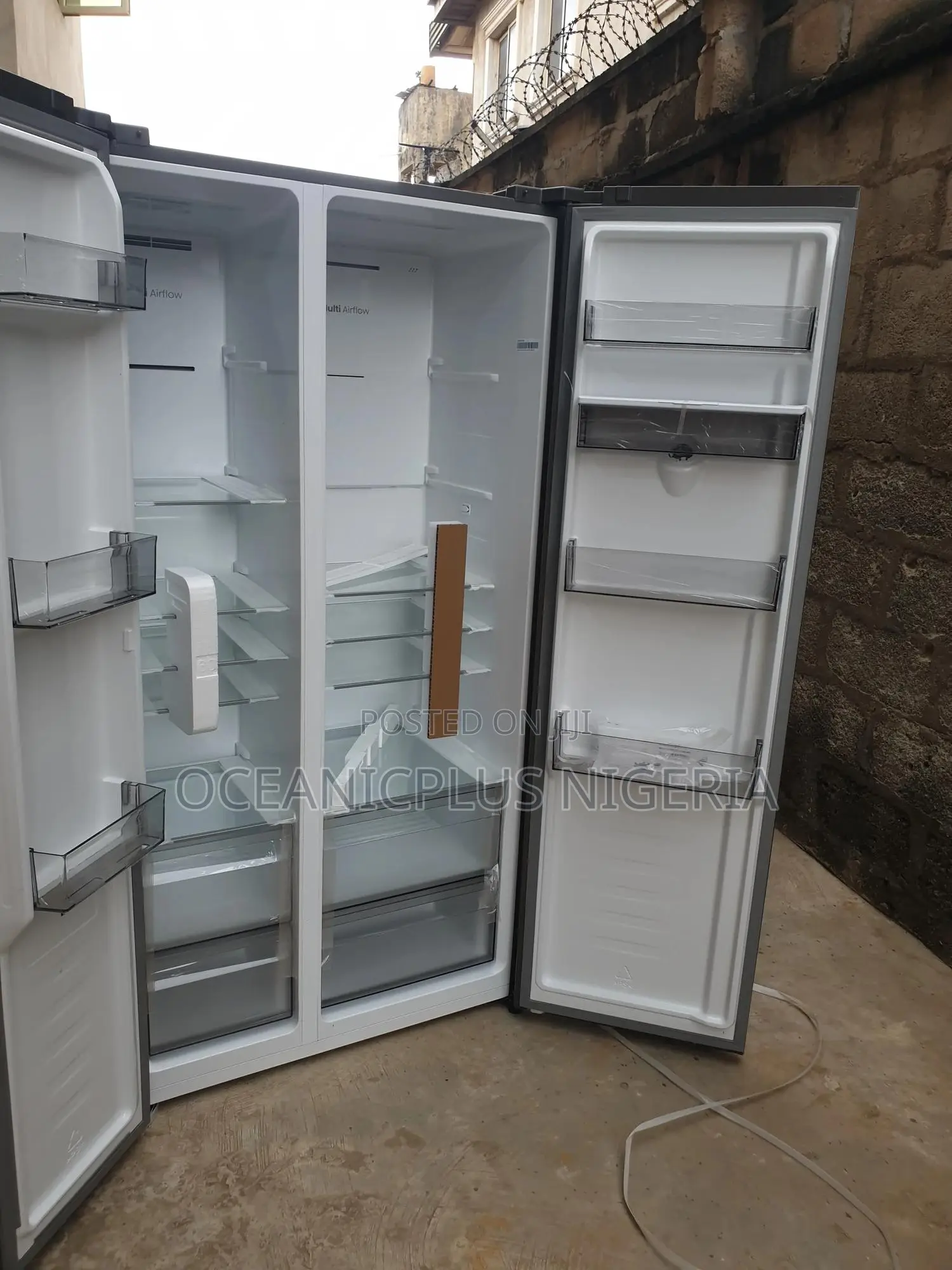 Hisense 529l SXS Refrigerator - Built for Modern Living