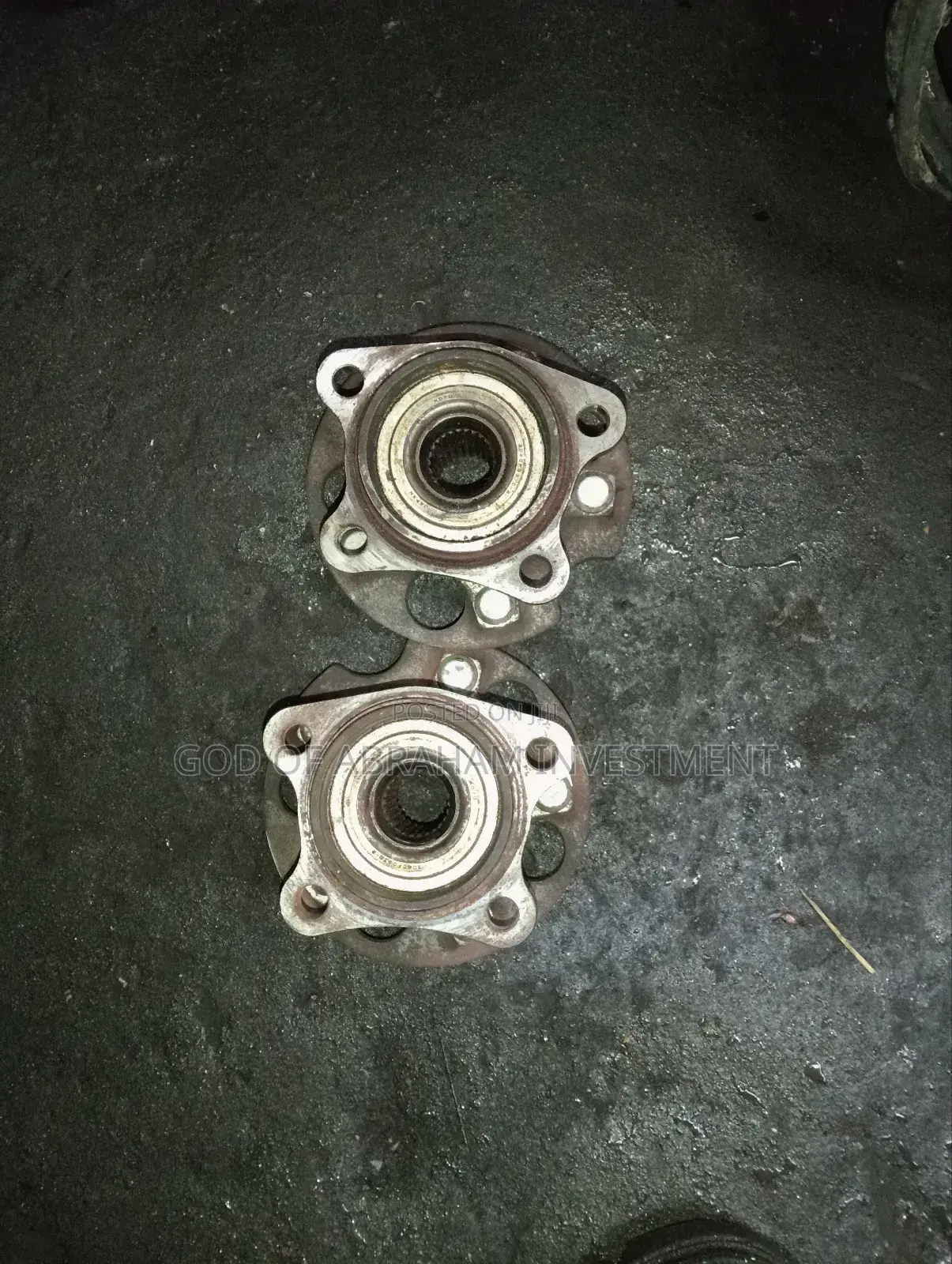 Today Rav4 Back Hub 2000 and 2002 Model