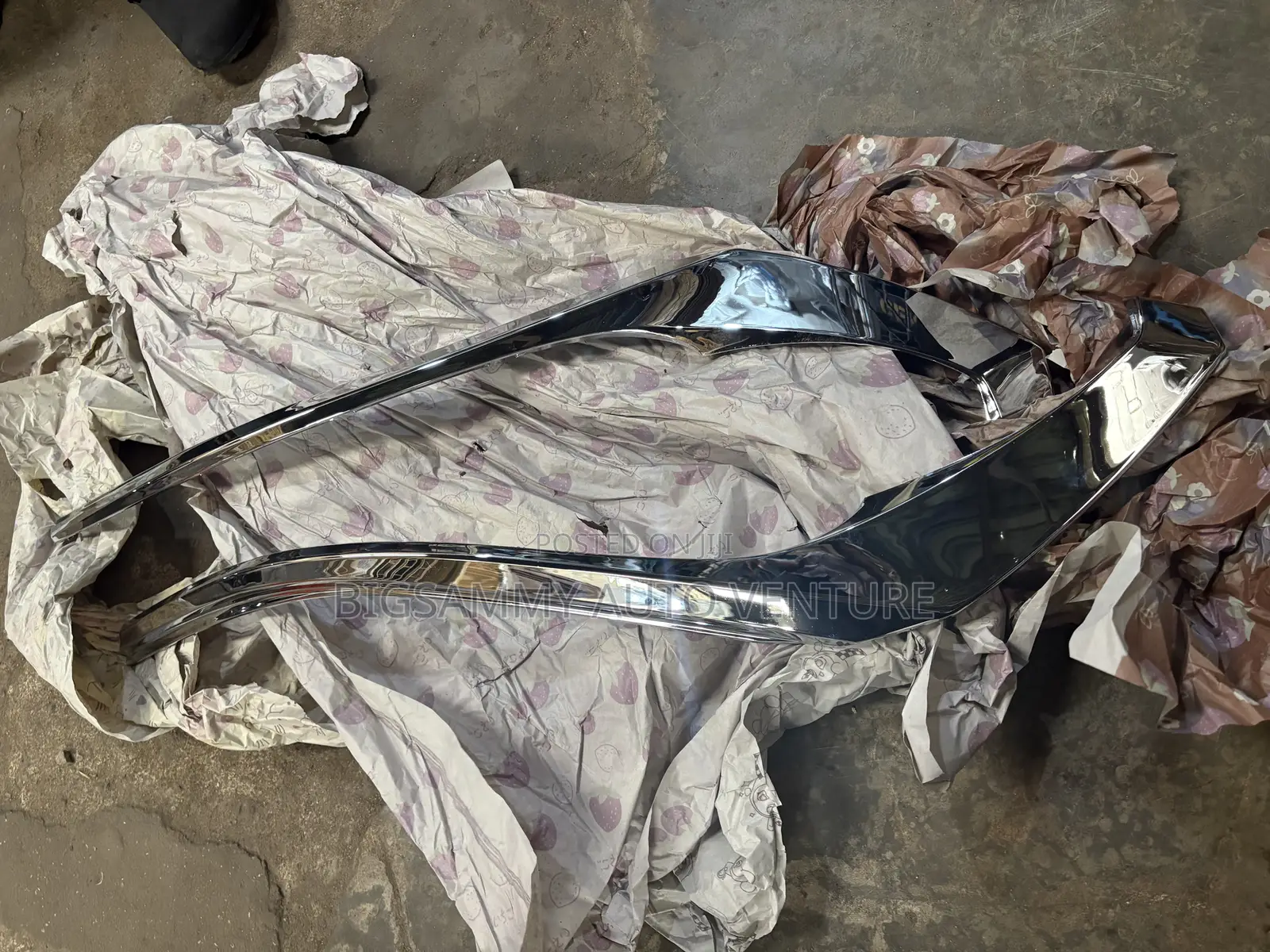 Toyota Fortuner 2020/2024 Headlamp Chrome/ Grill Chrome