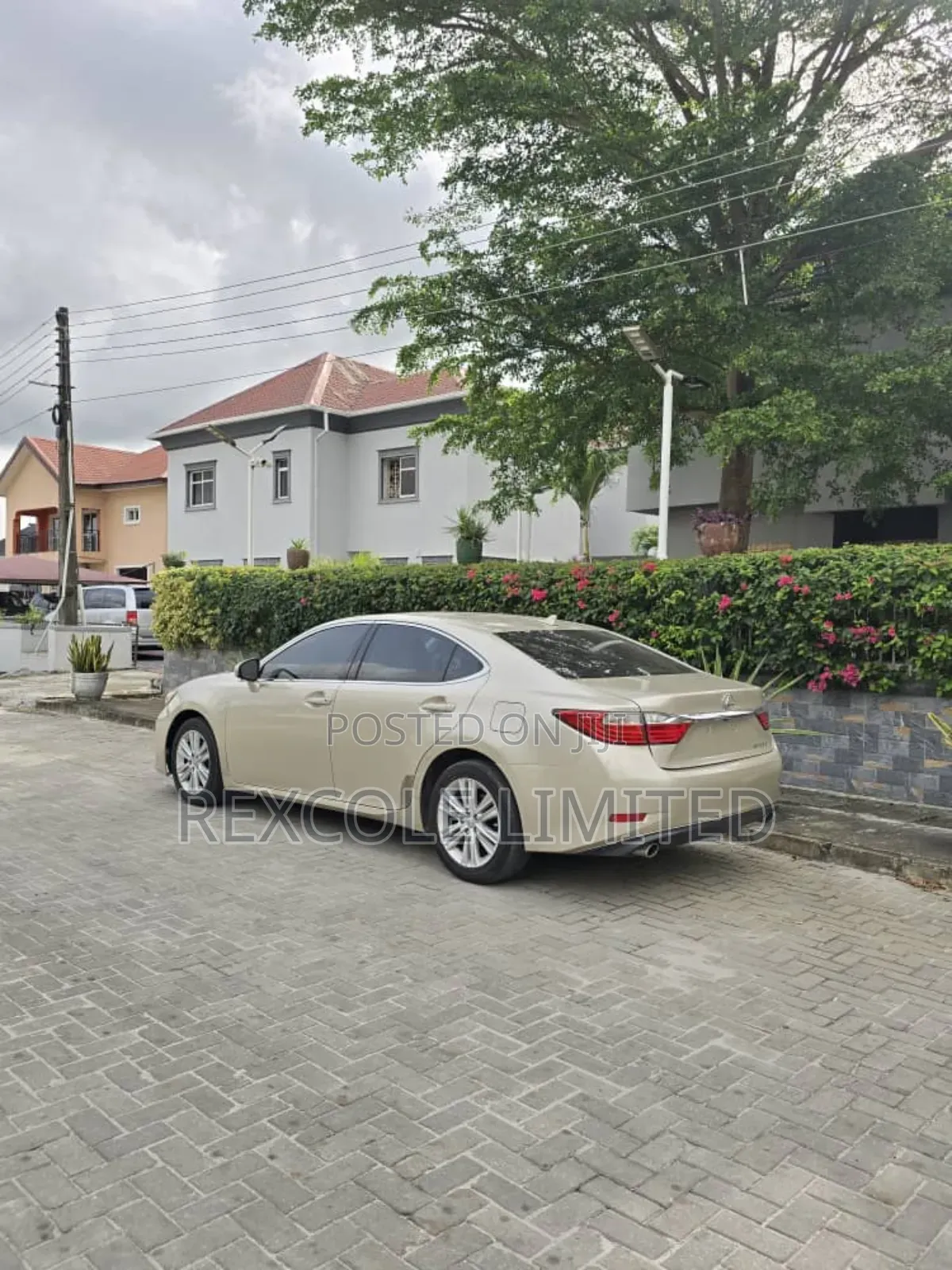 Lexus ES 350 FWD 2013 Brown