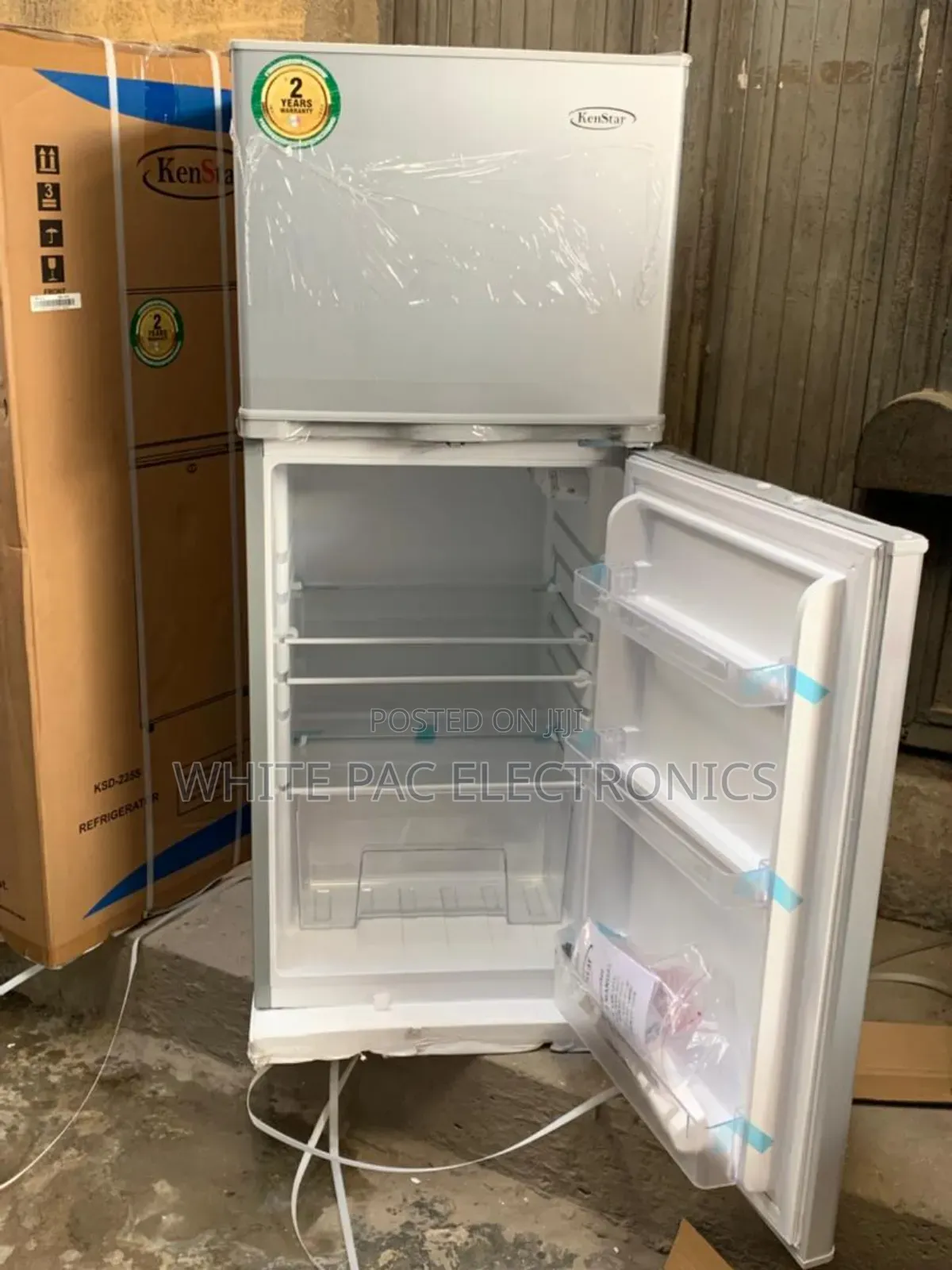 New > Kenstar Fridge Twins Door 190 L Fast Cooling > 2yrs