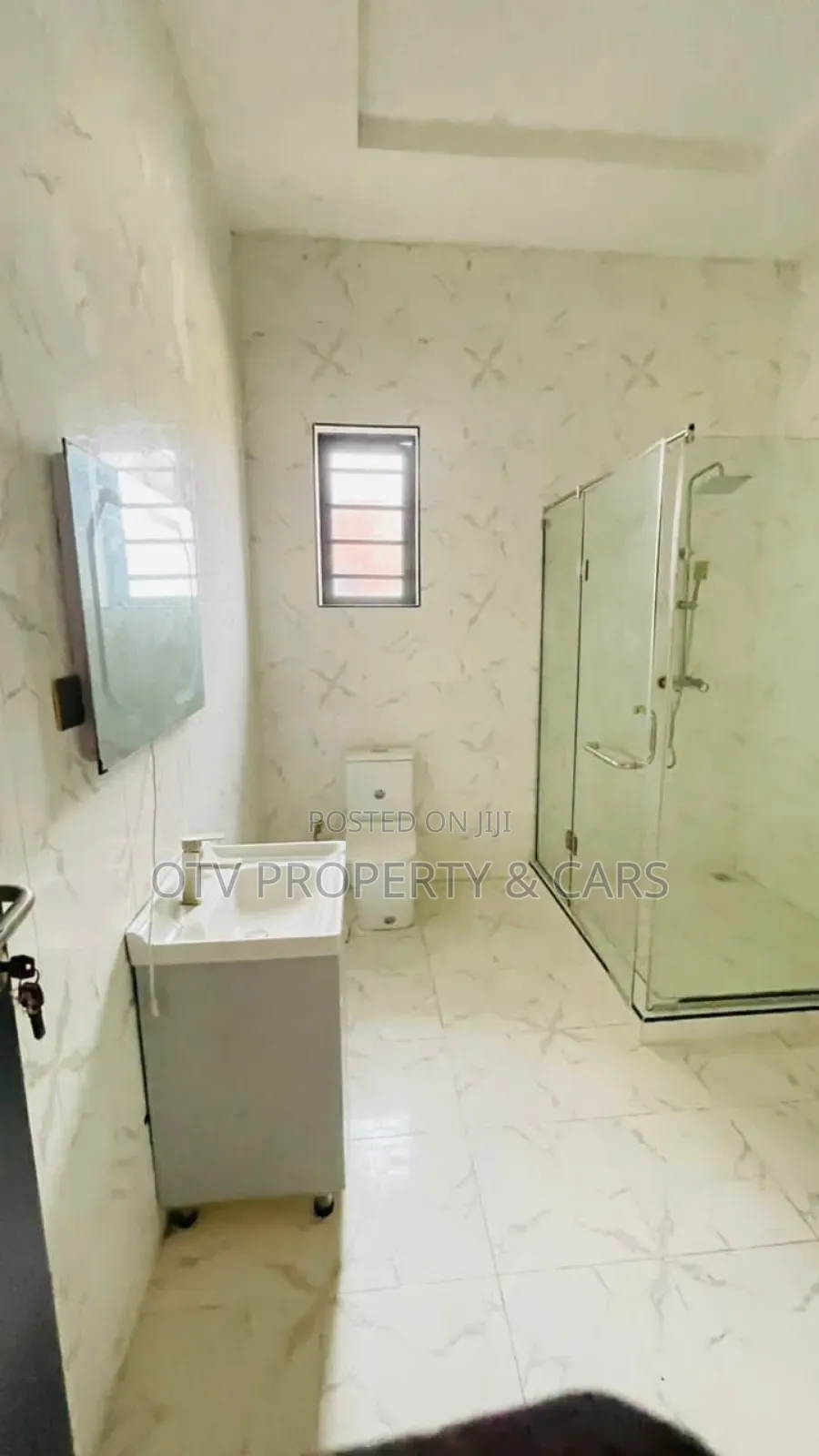 Furnished 4bdrm Townhouse/Terrace in Lekki for sale