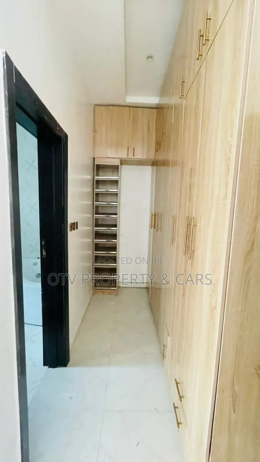 Furnished 4bdrm Townhouse/Terrace in Lekki for sale