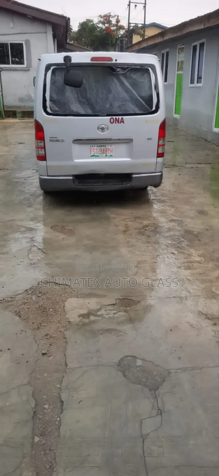 Hummer Hiace Bus Back Glass Available We Deliver