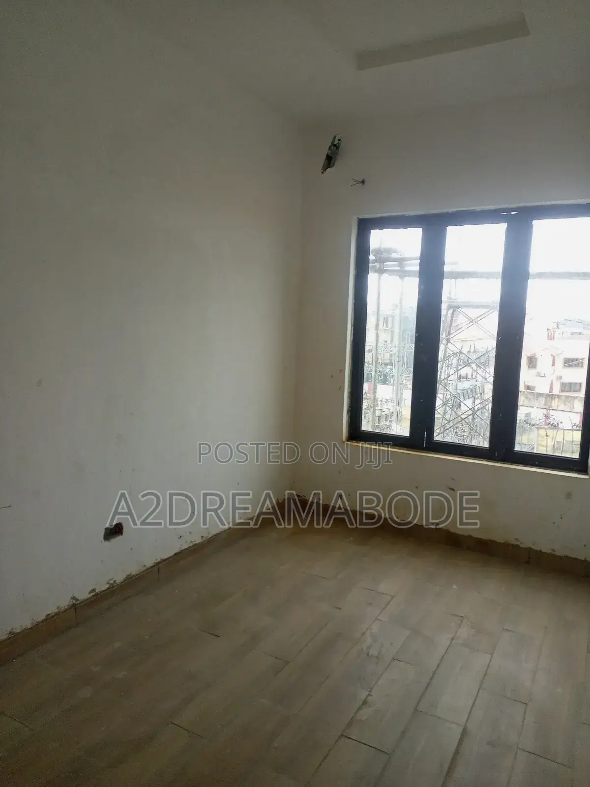 5bdrm Duplex in Ogudu Gra for sale