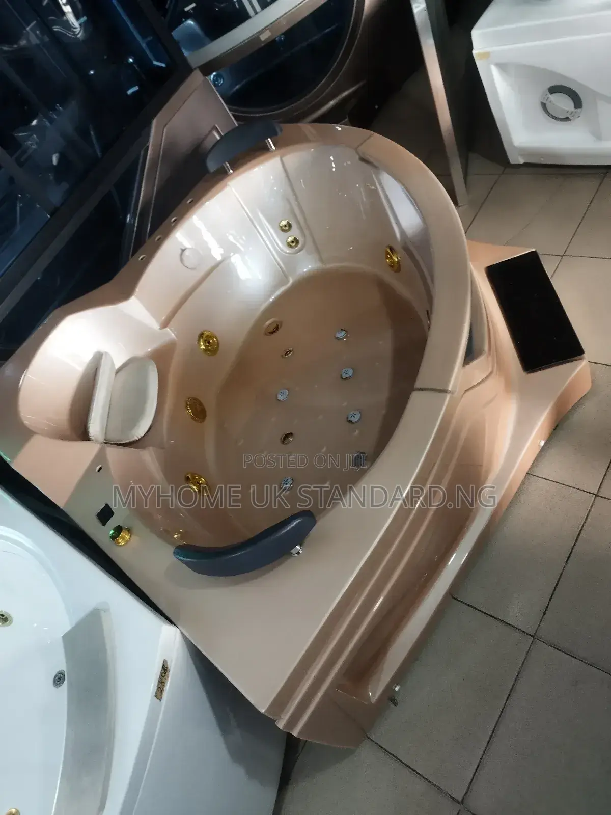 Whirlpool Jacuzzi Massage Bathtub Brown Bathroom Morden