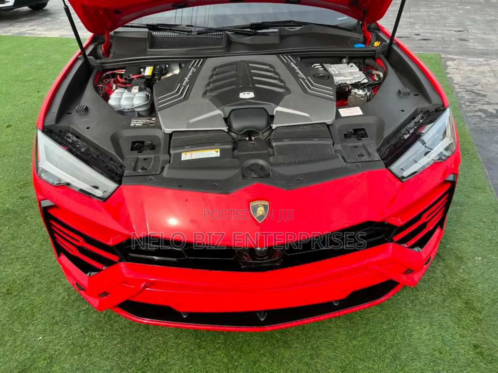 Lamborghini Urus Base 4dr AWD 2020 Red