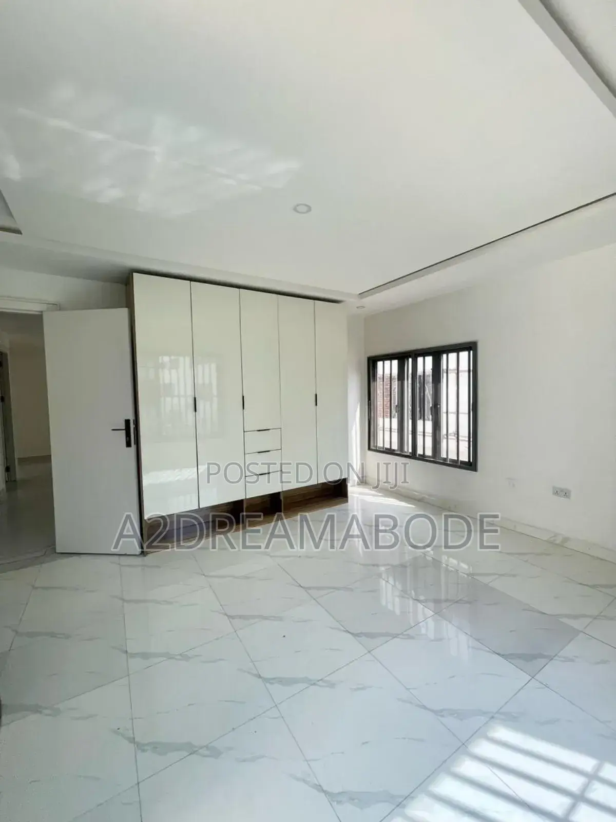 5bdrm Duplex in Ikoyi for rent