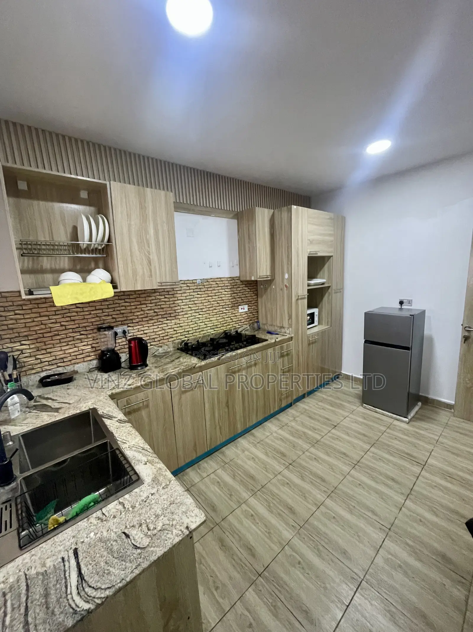 Brand New 2 Bedroom Apartment With 24 Hours Electricity